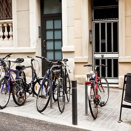 Apartment Piso En Poblesec
