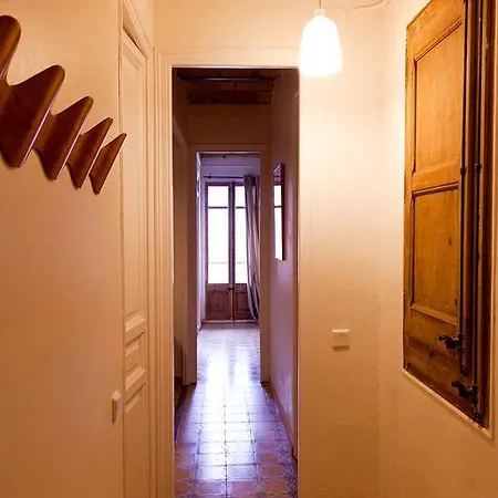 Piso En Poblesec *