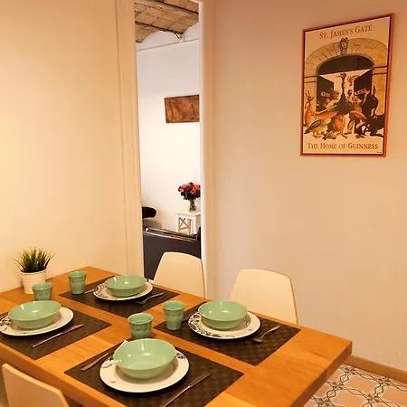 Piso En Poblesec Appartamento *