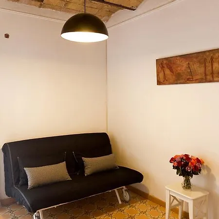 Piso En Poblesec Barcellona